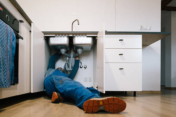 Professional Leak Detection technician working in Northport, NY